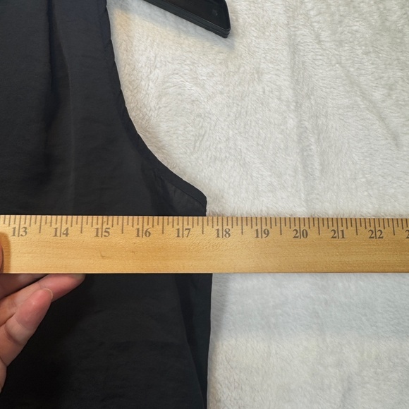 Grey & Gray Sleeveless Blouse Womens Size Small Black Satin Goth Classic - Picture 6 of 9